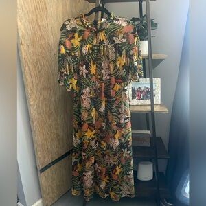 Stunning DRA Los Angeles Sheer Dress With Lining Dress Underneath SIZE M